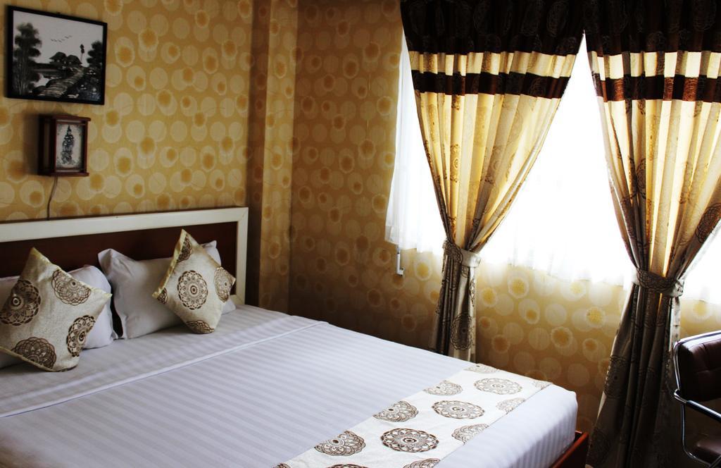 Hotel Kan Kaw Rangoon Buitenkant foto