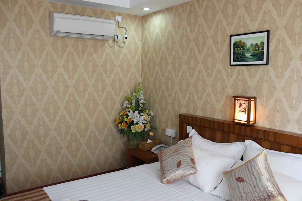 Hotel Kan Kaw Rangoon Buitenkant foto