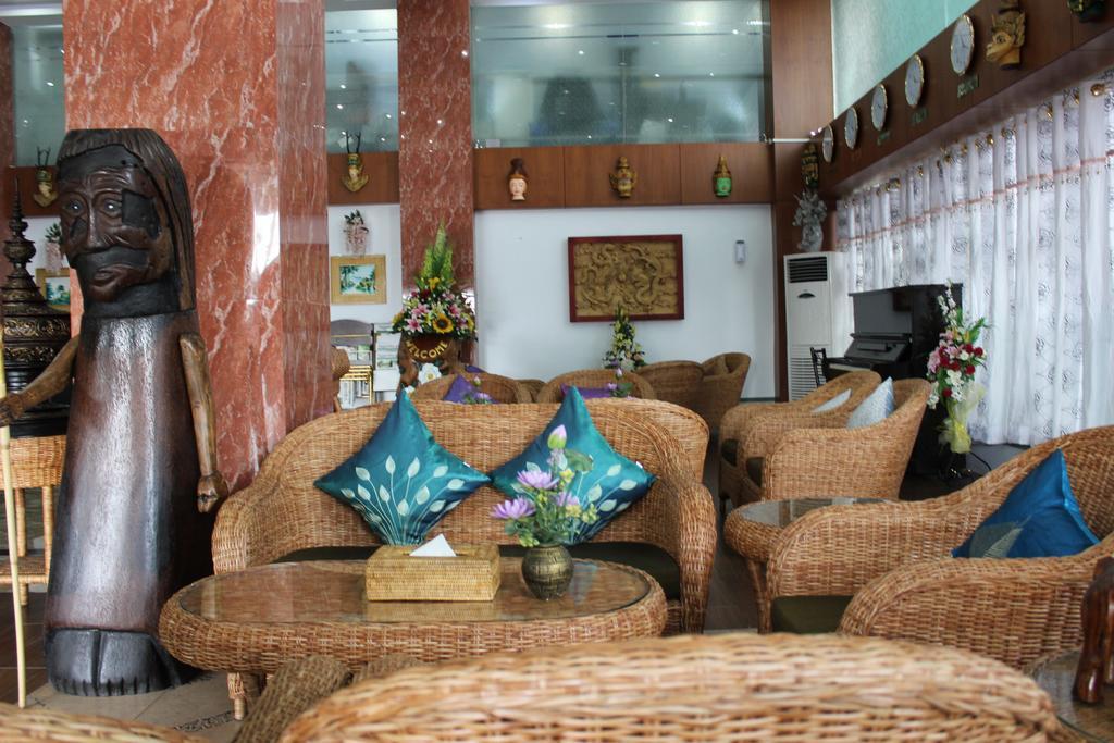 Hotel Kan Kaw Rangoon Buitenkant foto